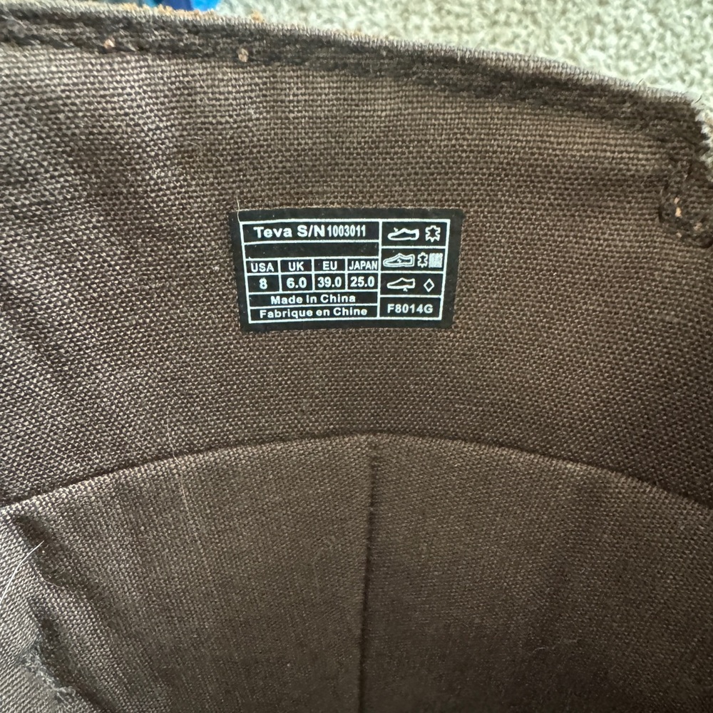 Teva De La Vina Brown Leather Boots - Picture 8 of 8